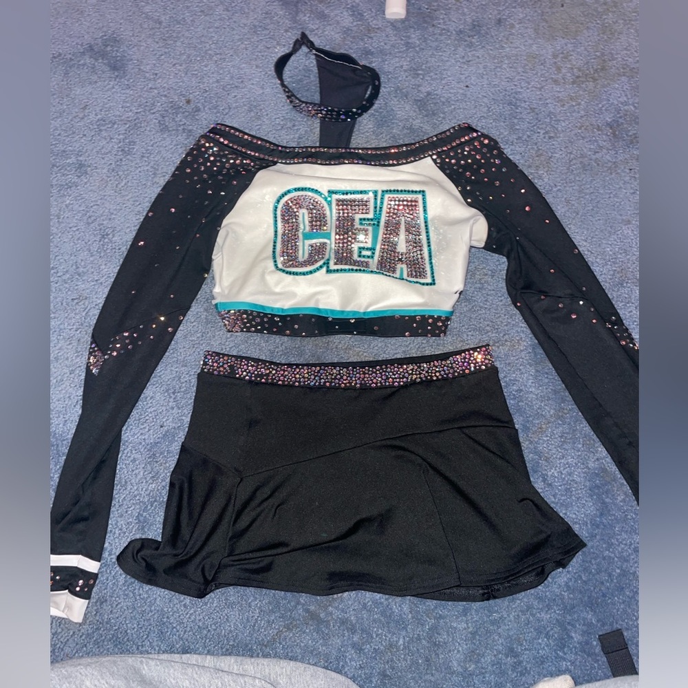 Cheer extreme Chicago 22-23 uniform